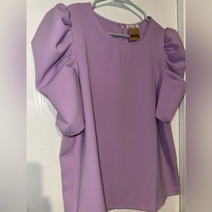 Lilac blouse with sleeve design